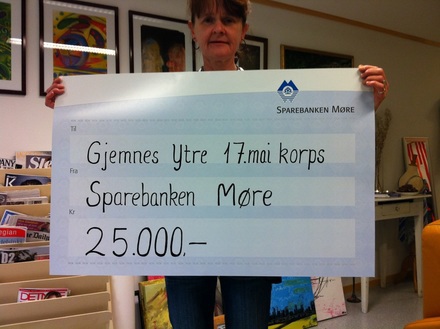 Korps fikk 25.000 kroner!!